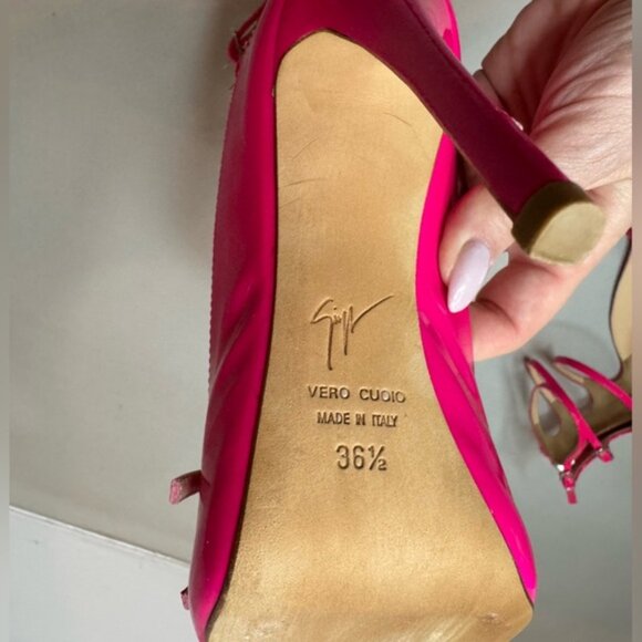 Giuseppe Zanotti Fuchsia Strappy Sandals - Picture 15 of 15